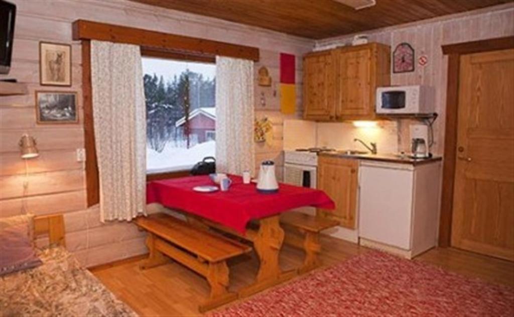Saerkijaerven Majat Apartman Muonio Szoba fotó